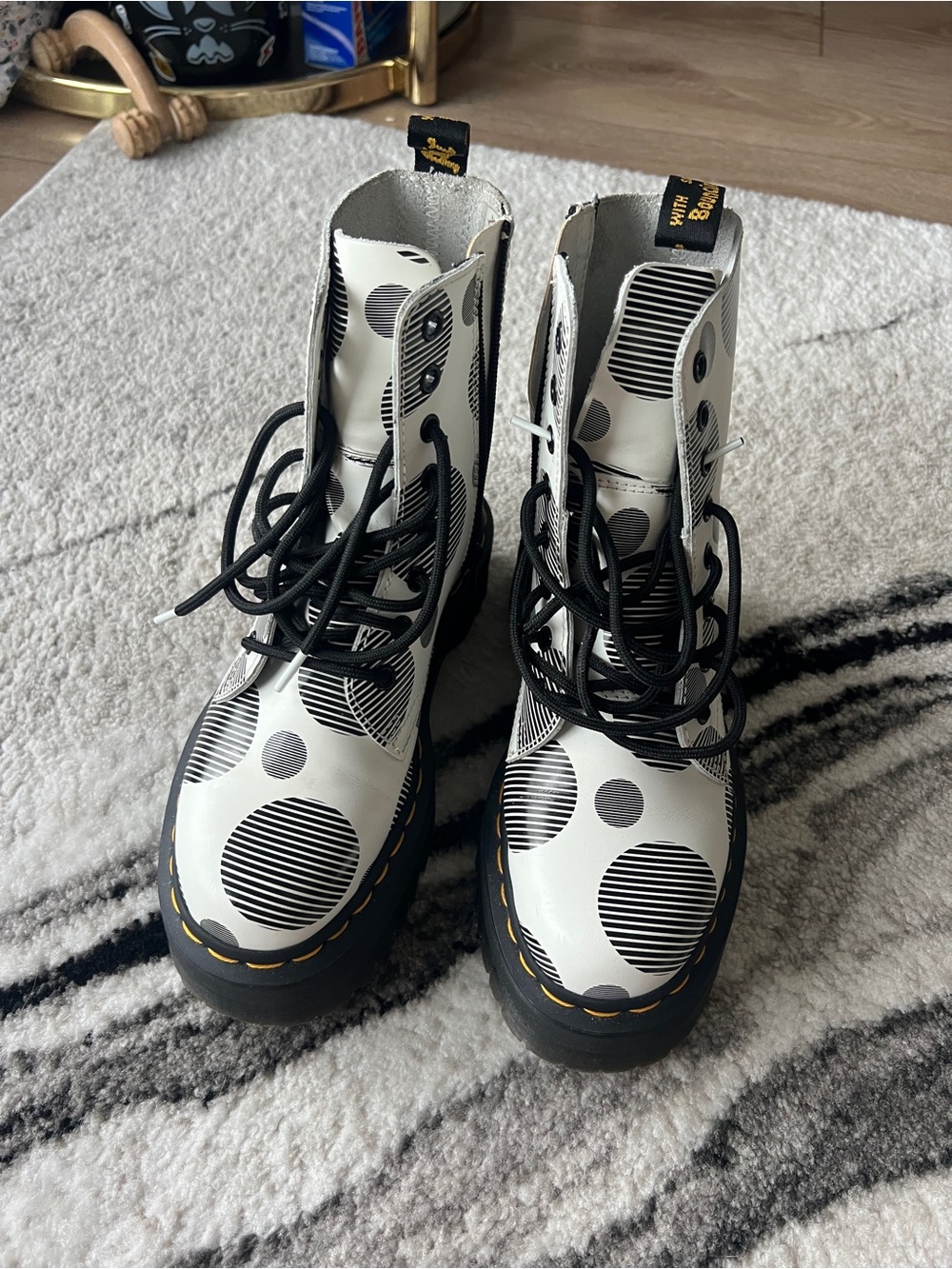 Dr. Martens Jadon Polka Dot Smooth Leather Platform Boots 🖤🤍